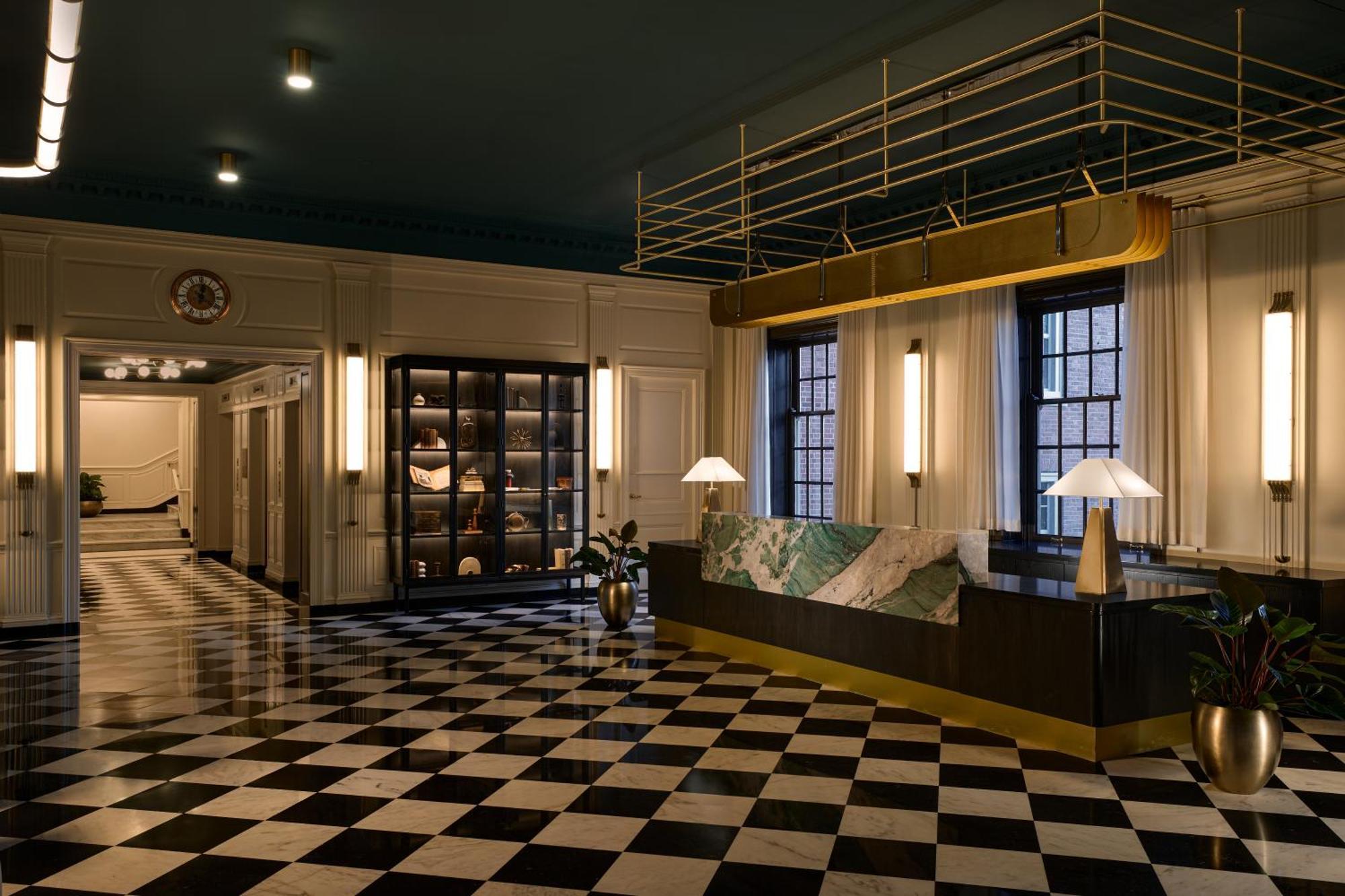 Hotel Inn, Autograph Collection Dearborn